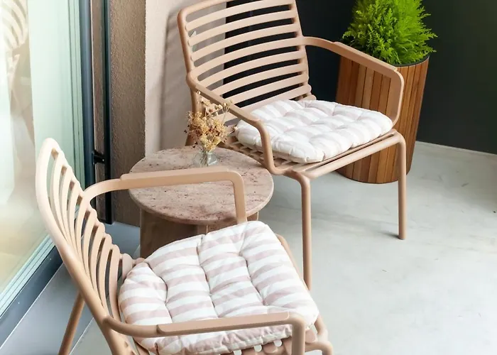 The Nest Centre Διαμέρισμα Μπλεντ